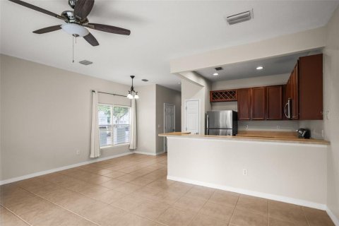 Townhouse in Clearwater, Florida 3 bedrooms, 138.98 sq.m. № 2334193 - photo 7