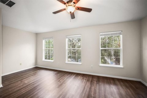 Townhouse in Clearwater, Florida 3 bedrooms, 138.98 sq.m. № 2334193 - photo 10