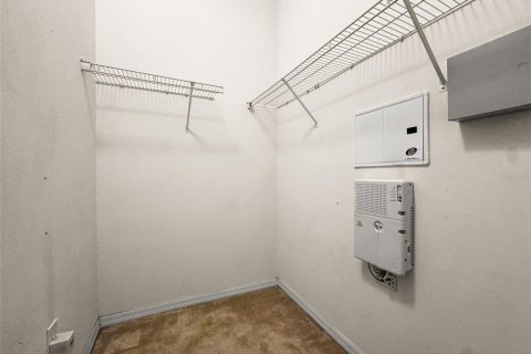 Townhouse in Clearwater, Florida 3 bedrooms, 138.98 sq.m. № 2334193 - photo 13