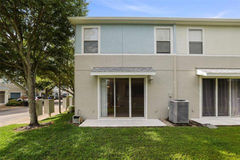 Townhouse in Clearwater, Florida 3 bedrooms, 138.98 sq.m. № 2334193 - photo 22