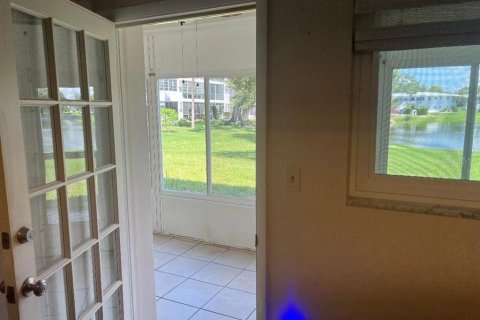 Condominio en venta en Seminole, Florida, 2 dormitorios, 81.2 m2 № 1919546 - foto 13