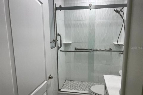 Condominio en venta en Seminole, Florida, 2 dormitorios, 81.2 m2 № 1919546 - foto 19