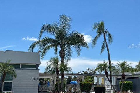 Condominio en venta en Seminole, Florida, 2 dormitorios, 81.2 m2 № 1919546 - foto 24