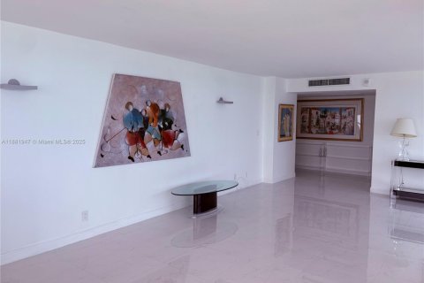Copropriété à louer à Hallandale Beach, Floride: 2 chambres, 136.19 m2 № 2015672 - photo 15