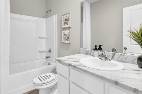 Townhouse in Sarasota, Florida 3 bedrooms, 155.43 sq.m. № 1792752 - photo 15