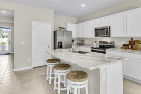 Townhouse in Sarasota, Florida 3 bedrooms, 155.43 sq.m. № 1792752 - photo 8