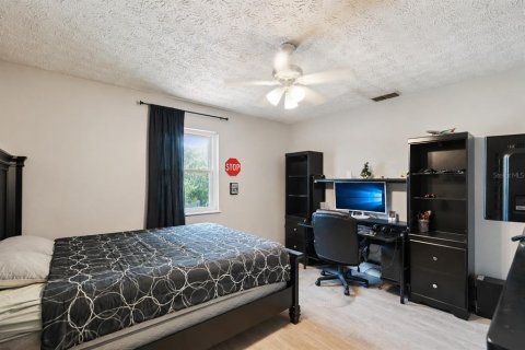 House in Kissimmee, Florida 3 bedrooms, 158.31 sq.m. № 2235566 - photo 4