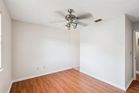 House in Kissimmee, Florida 3 bedrooms, 158.31 sq.m. № 2235566 - photo 15