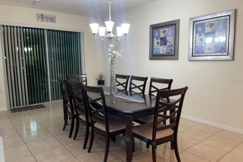 Villa ou maison à louer à Kissimmee, Floride: 5 chambres, 218.41 m2 № 2097653 - photo 25