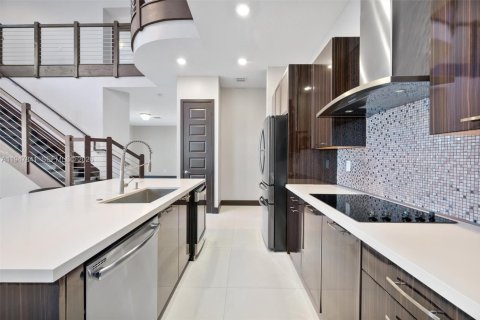 Villa ou maison à vendre à Miami Lakes, Floride: 5 chambres, 283.35 m2 № 2004072 - photo 22