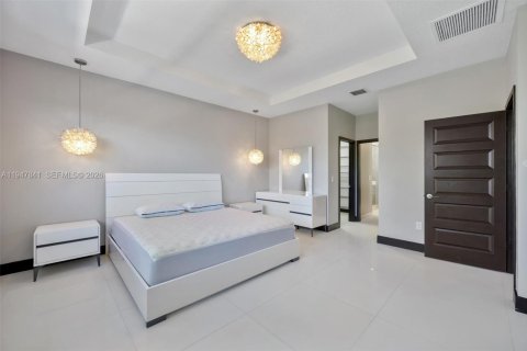 Villa ou maison à vendre à Miami Lakes, Floride: 5 chambres, 283.35 m2 № 2004072 - photo 28
