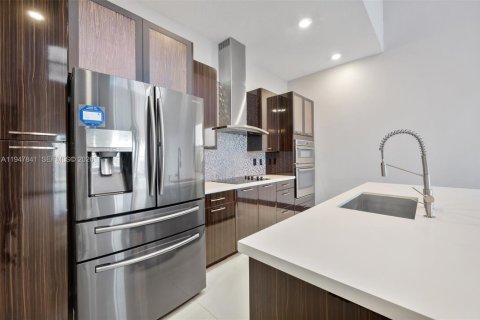 Villa ou maison à vendre à Miami Lakes, Floride: 5 chambres, 283.35 m2 № 2004072 - photo 23