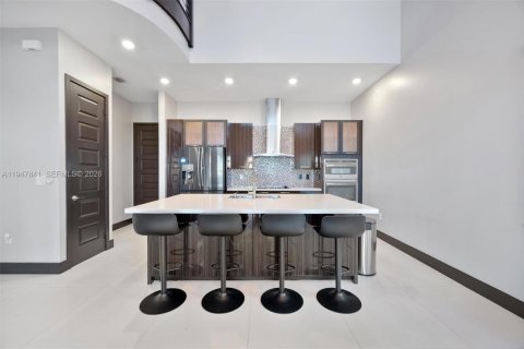 Villa ou maison à vendre à Miami Lakes, Floride: 5 chambres, 283.35 m2 № 2004072 - photo 21