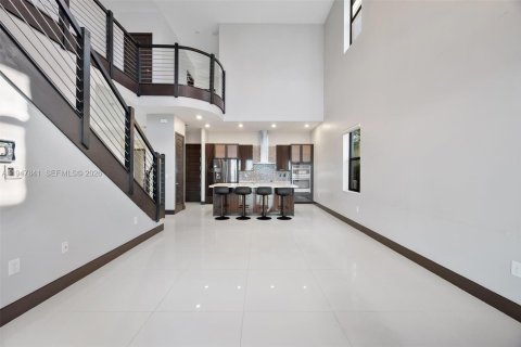 Villa ou maison à vendre à Miami Lakes, Floride: 5 chambres, 283.35 m2 № 2004072 - photo 19