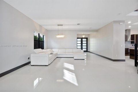 Villa ou maison à vendre à Miami Lakes, Floride: 5 chambres, 283.35 m2 № 2004072 - photo 11