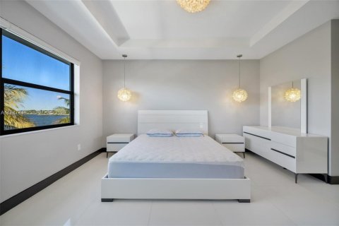Villa ou maison à vendre à Miami Lakes, Floride: 5 chambres, 283.35 m2 № 2004072 - photo 29