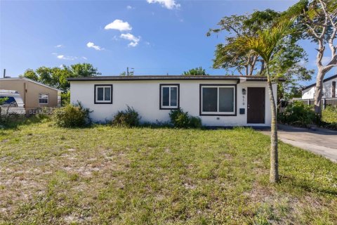 Casa en alquiler en Hollywood, Florida, 3 dormitorios, 92.72 m2 № 2152559 - foto 19