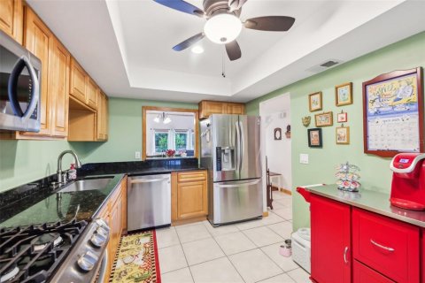 Touwnhouse à vendre à Winter Springs, Floride: 4 chambres, 174.47 m2 № 1659170 - photo 8