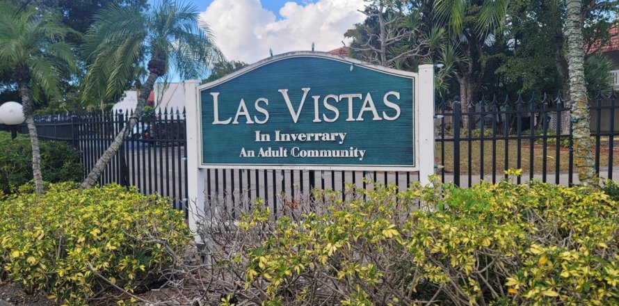 Condo in Lauderhill, Florida, 2 bedrooms № 2083329