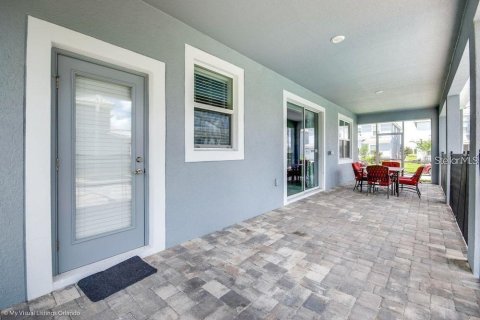 House in Davenport, Florida 8 bedrooms, 363.15 sq.m. № 1572765 - photo 26