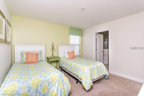 House in Davenport, Florida 8 bedrooms, 363.15 sq.m. № 1572765 - photo 19
