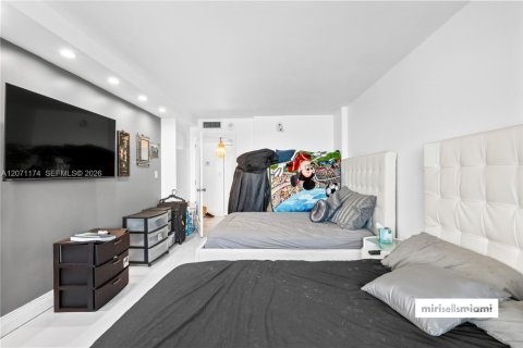 Copropriété à vendre à Sunny Isles Beach, Floride: 2 chambres, 138.24 m2 № 2301610 - photo 11