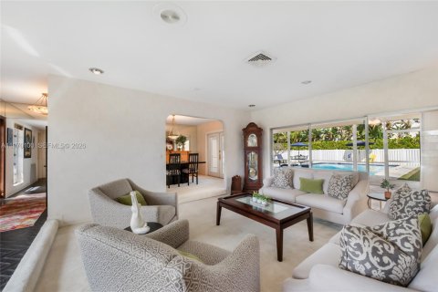 Casa en venta en Hollywood, Florida, 4 dormitorios, 290.32 m2 № 2030848 - foto 6