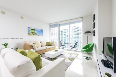 Copropriété à louer à Miami, Floride: 1 chambre, 78.22 m2 № 1966373 - photo 3