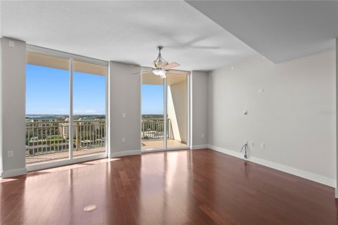 Copropriété à vendre à Tampa, Floride: 2 chambres, 207.26 m2 № 2388573 - photo 15
