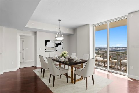 Copropriété à vendre à Tampa, Floride: 2 chambres, 207.26 m2 № 2388573 - photo 7
