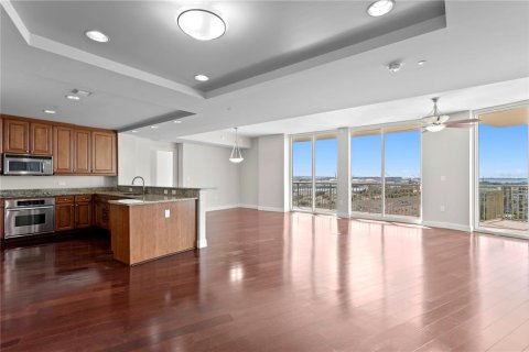 Copropriété à vendre à Tampa, Floride: 2 chambres, 207.26 m2 № 2388573 - photo 21