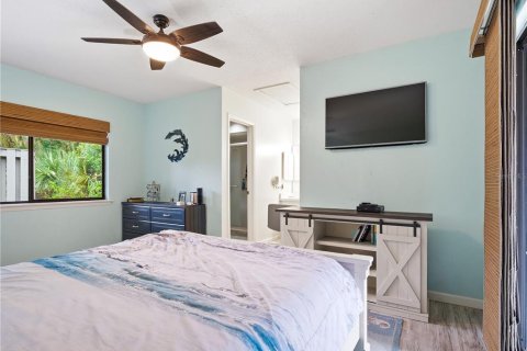 House in New Smyrna Beach, Florida 2 bedrooms, 153.1 sq.m. № 2419236 - photo 26