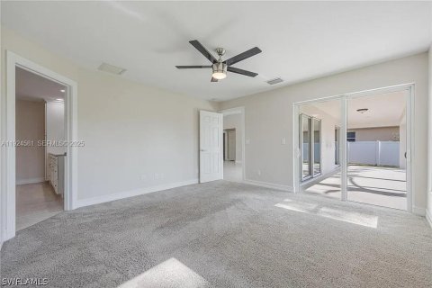 Casa en venta en Lehigh Acres, Florida, 3 dormitorios № 1982940 - foto 14