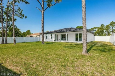 Casa en venta en Lehigh Acres, Florida, 3 dormitorios № 1982940 - foto 10