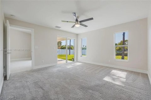 Casa en venta en Lehigh Acres, Florida, 3 dormitorios № 1982940 - foto 20