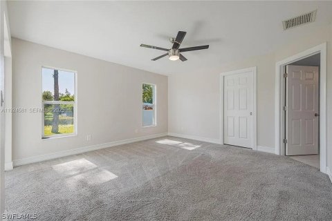 Casa en venta en Lehigh Acres, Florida, 3 dormitorios № 1982940 - foto 21