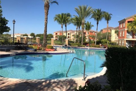Condo in Miramar, Florida, 1 bedroom  № 1846075 - photo 22