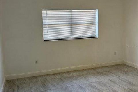 Apartment in Sarasota, Florida 5 bedrooms, 185.8 sq.m. № 1529065 - photo 12