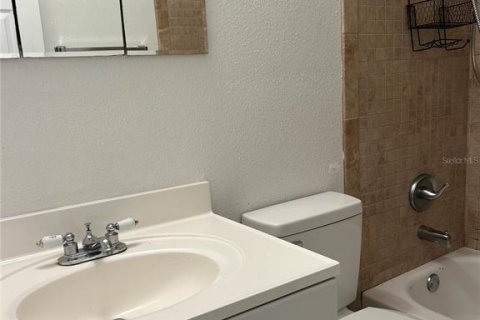 Apartment in Sarasota, Florida 5 bedrooms, 185.8 sq.m. № 1529065 - photo 11