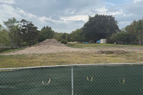 Land in Miami, Florida № 2058144 - photo 7