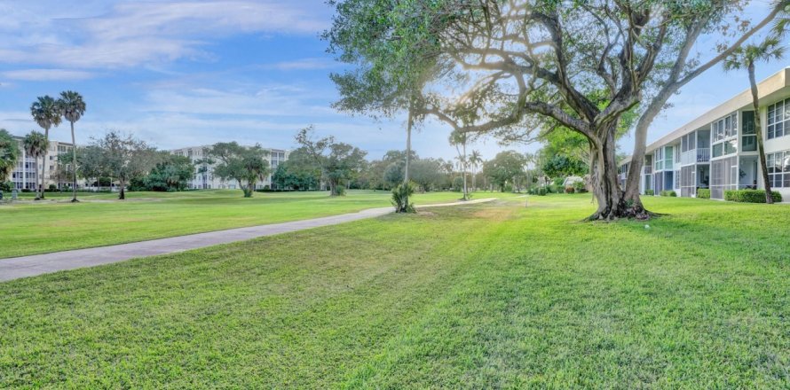 Condominio en Pompano Beach, Florida, 2 dormitorios № 849549
