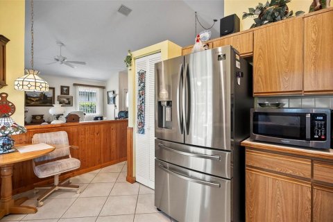 Casa en venta en Palm Coast, Florida, 3 dormitorios, 125.98 m2 № 1362868 - foto 30