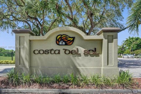 Touwnhouse à Doral, Floride 2 chambres, 162.58 m2 № 2032460