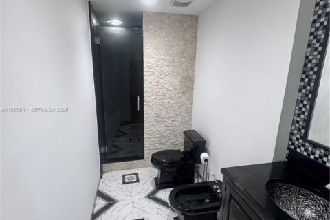 Touwnhouse à louer à Doral, Floride: 2 chambres, 162.58 m2 № 2032460 - photo 21