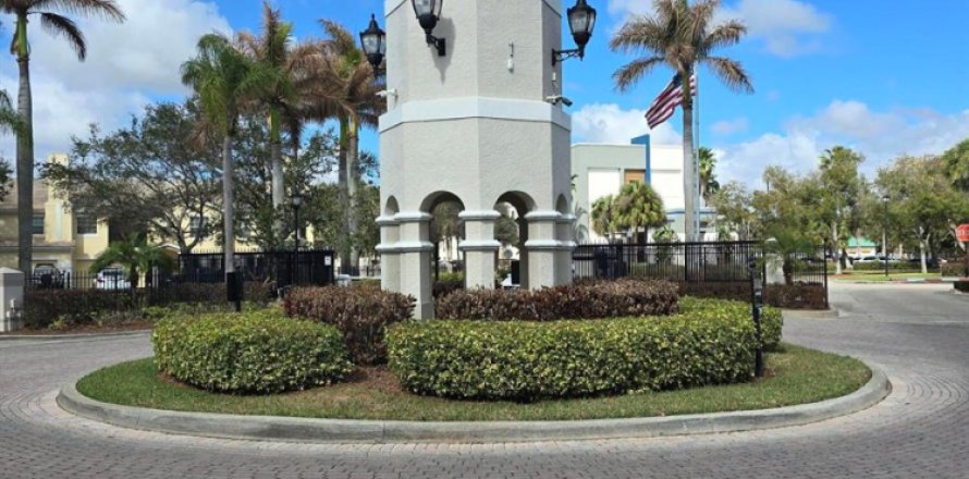 Condo in Port St. Lucie, Florida, 3 bedrooms № 2252685
