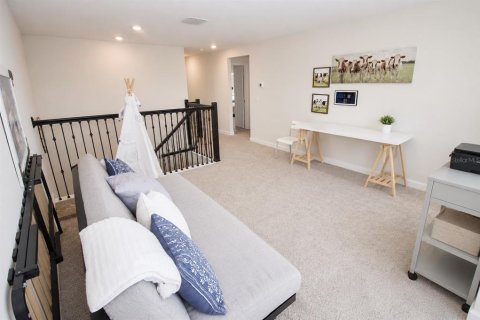 House in Orlando, Florida 5 bedrooms, 369.66 sq.m. № 2102191 - photo 7