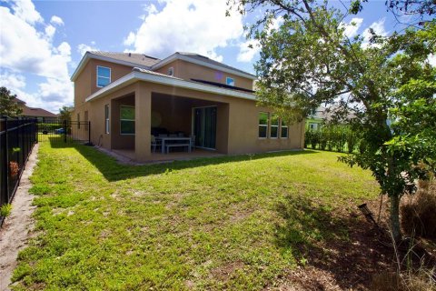 House in Orlando, Florida 5 bedrooms, 369.66 sq.m. № 2102191 - photo 18