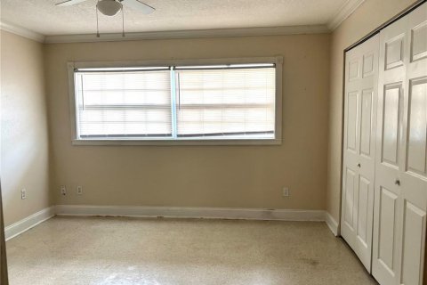 House in Clearwater, Florida 3 bedrooms, 151.62 sq.m. № 2204081 - photo 13