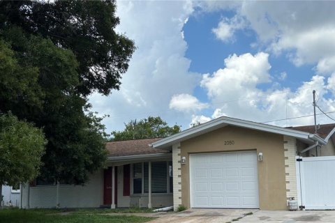 House in Clearwater, Florida 3 bedrooms, 151.62 sq.m. № 2204081 - photo 2