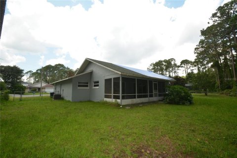 Villa ou maison à louer à Palm Coast, Floride: 3 chambres, 132.94 m2 № 1875860 - photo 2